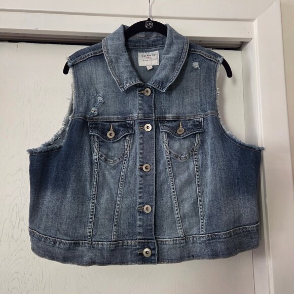 Torrid Women’s Size 2 Denim Jean Vest Cropped Distressed Medium Wash - Picture 1 of 5